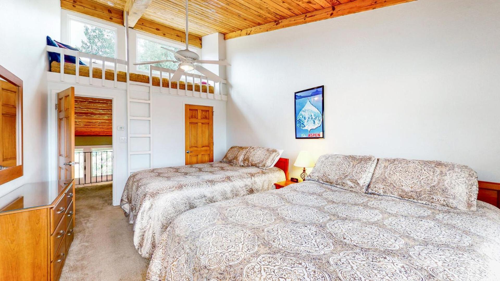 Interlude Condominiums 3-Bedroom Unit 307 Snowmass Village Bilik gambar